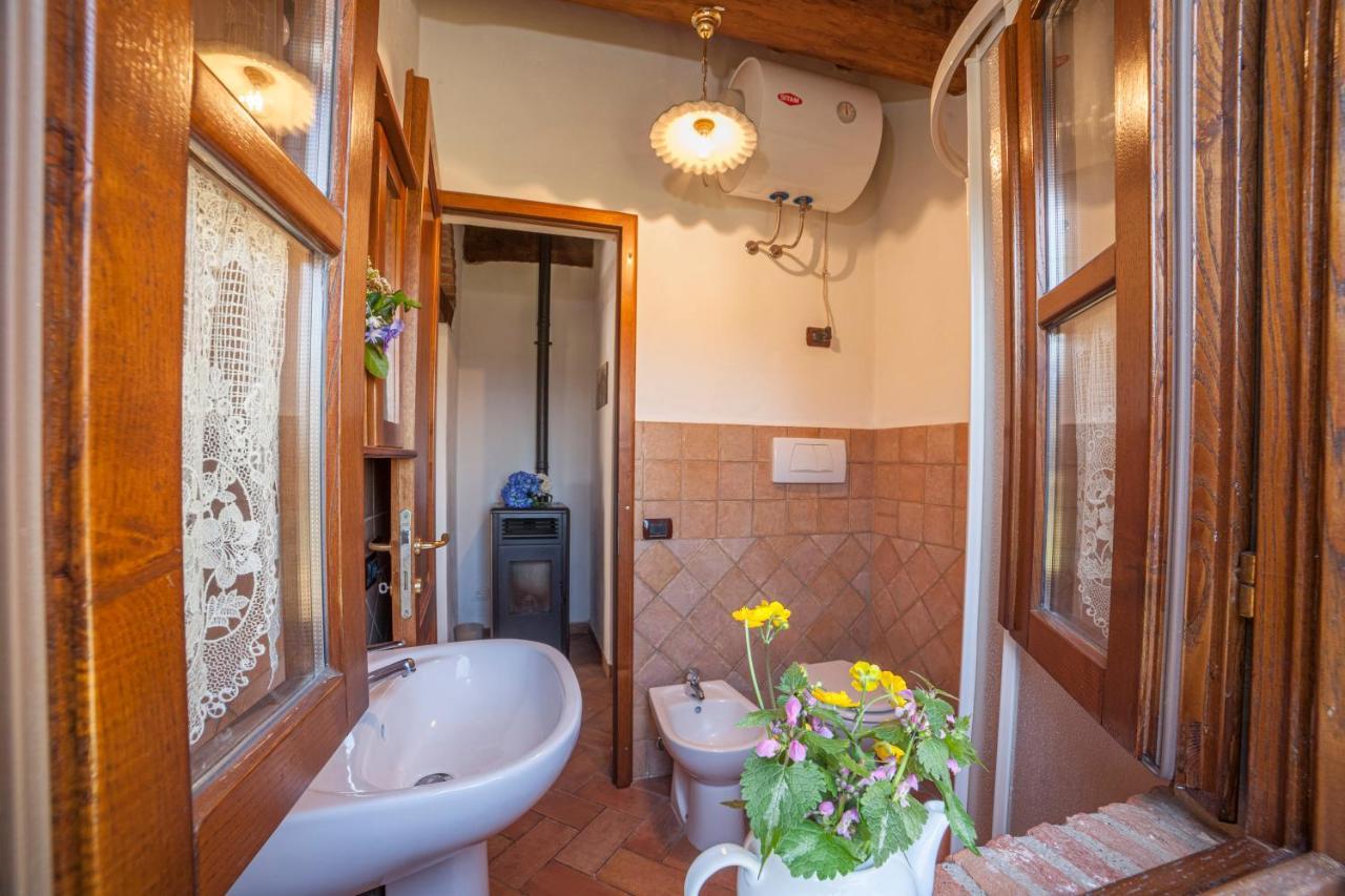 Villa Casa Nel Bosco Sassetta Exterior foto