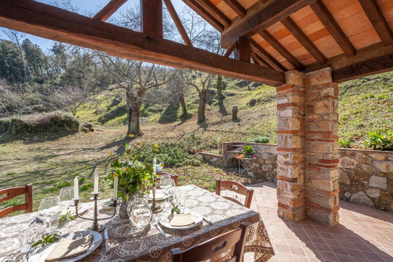 Villa Casa Nel Bosco Sassetta Exterior foto