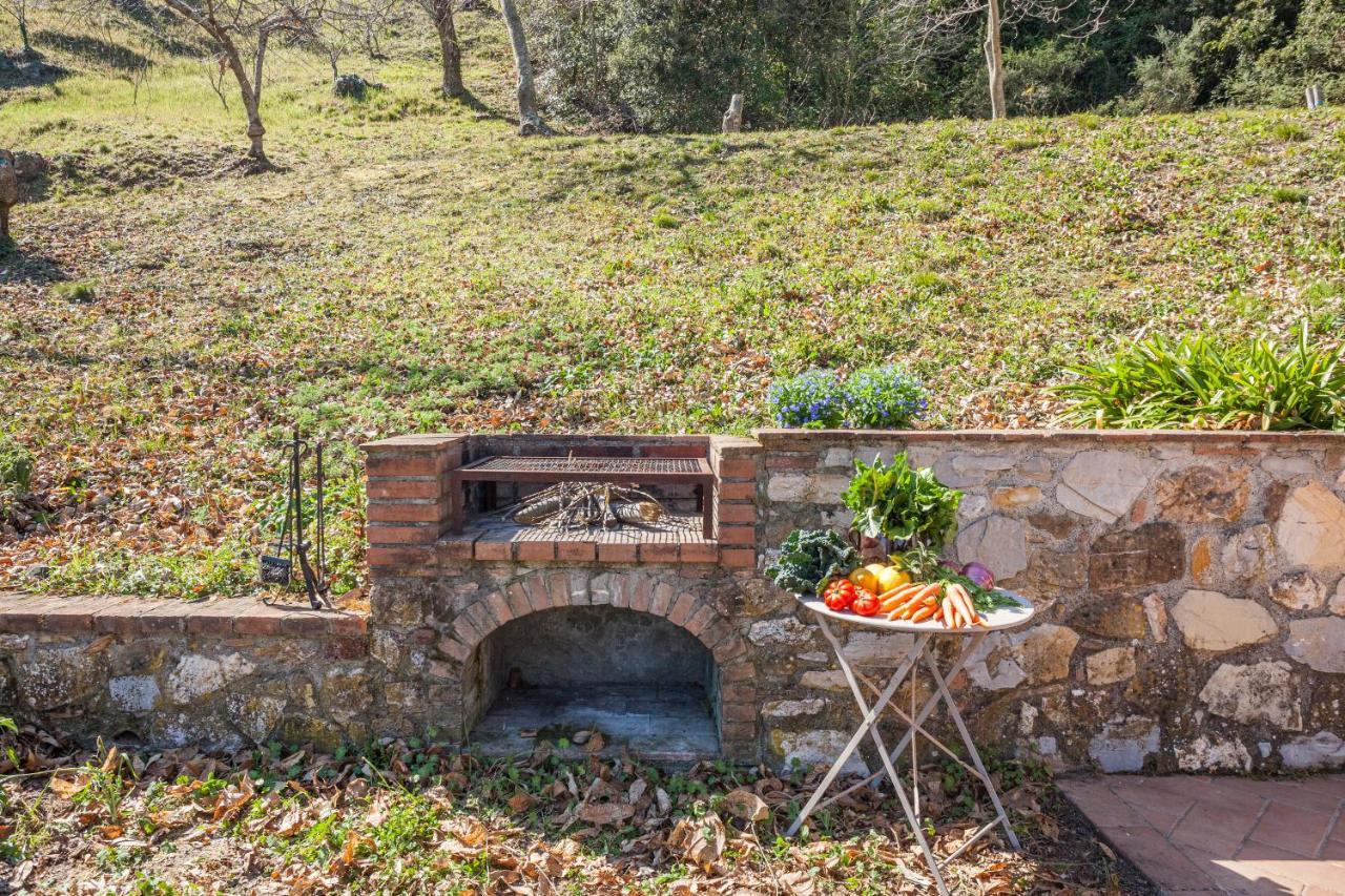 Villa Casa Nel Bosco Sassetta Exterior foto